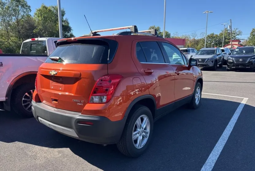 2015 Chevrolet Trax LT photo 1
