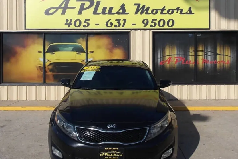 2015 Kia Optima LX photo 1