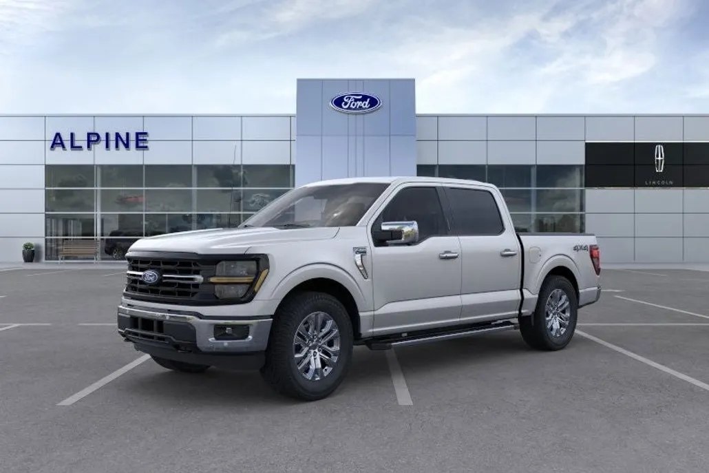 2024 Ford F-150 XLT photo 1