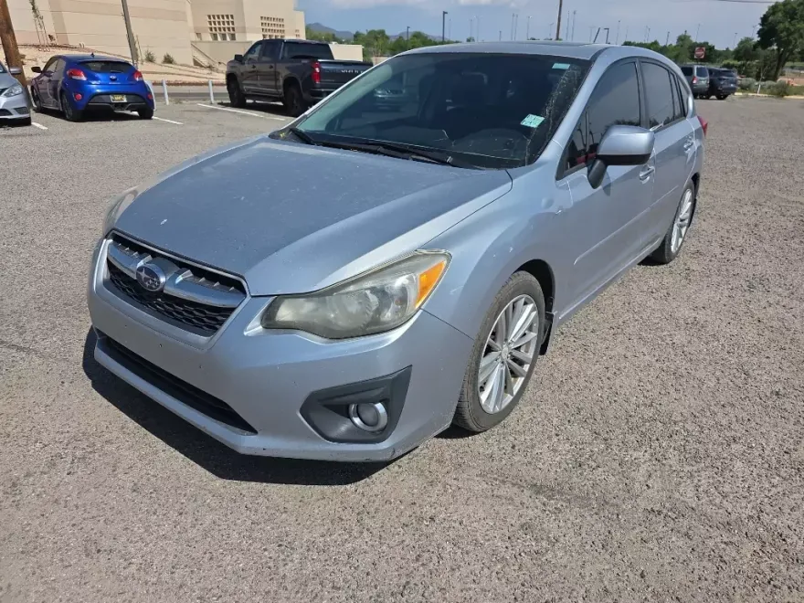 2012 Subaru Impreza 2.0i Limited photo 1