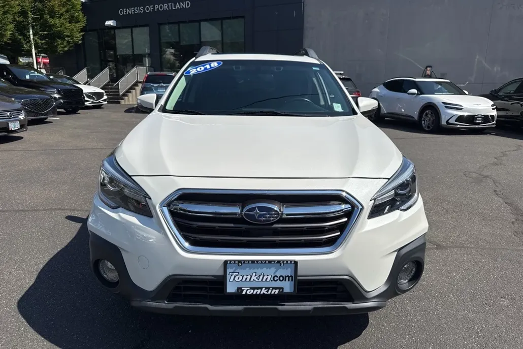 2018 Subaru Outback 3.6R Limited photo 1
