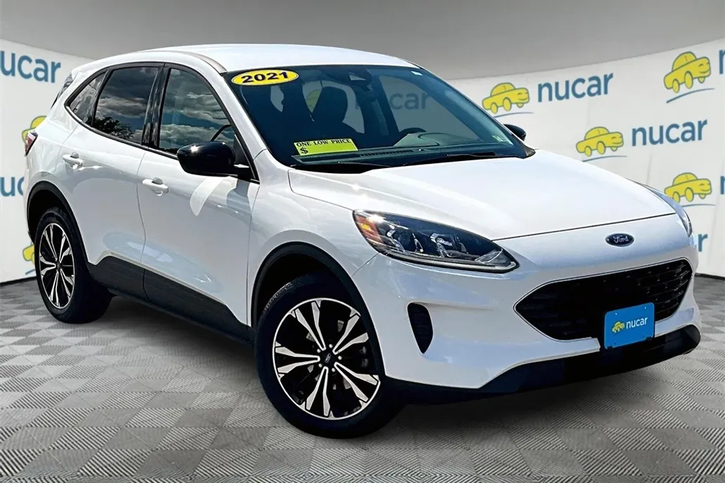 2021 Ford Escape SE photo 1