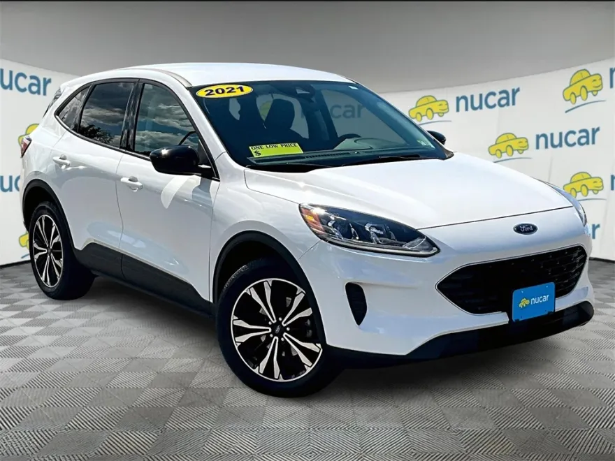 2021 Ford Escape SE photo 1