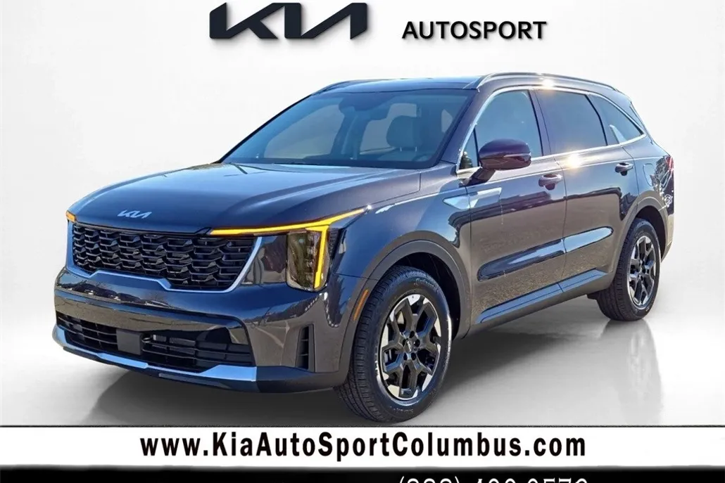 2025 Kia Sorento S photo 1