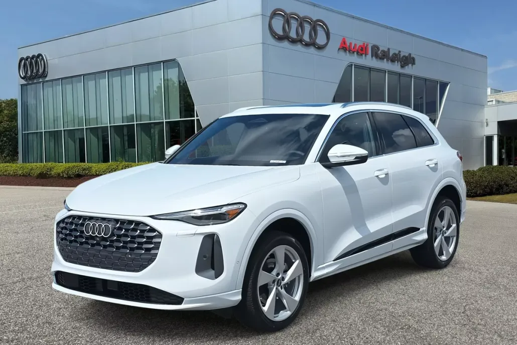 2025 Audi Q5 2.0T Premium Plus photo 1