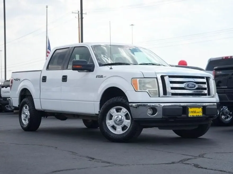 2010 Ford F-150 XLT photo 1