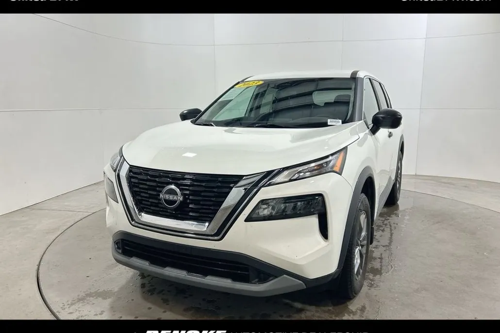2023 Nissan Rogue S photo 1