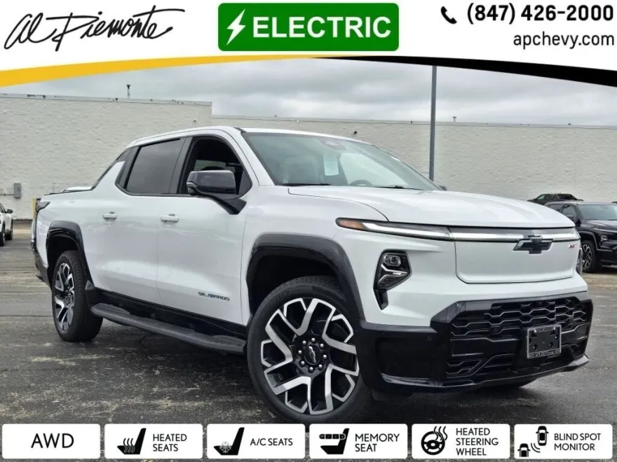 2025 Chevrolet Silverado EV RST photo 1