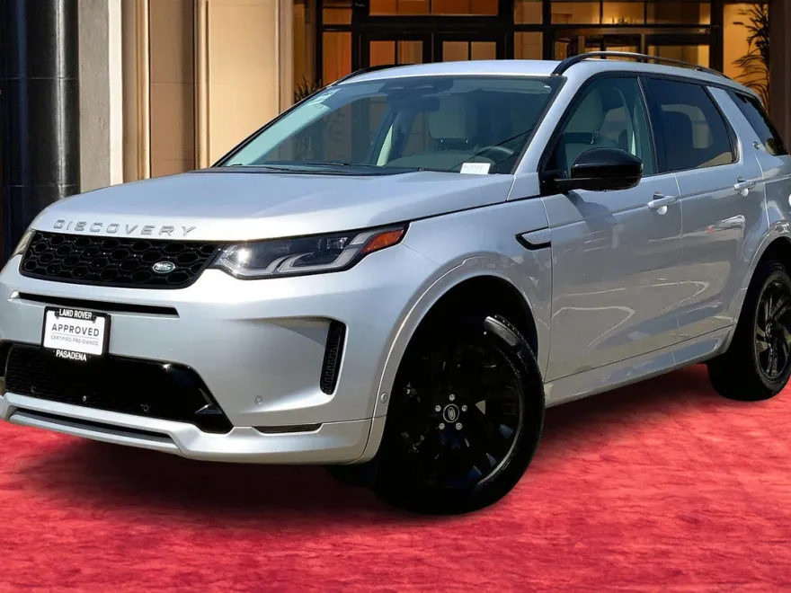 2024 Land Rover Discovery Sport S photo 1