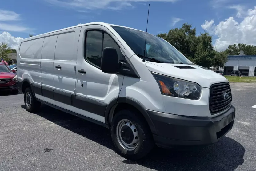 2017 Ford Transit Van photo 1