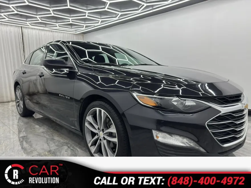2023 Chevrolet Malibu 1LT photo 1