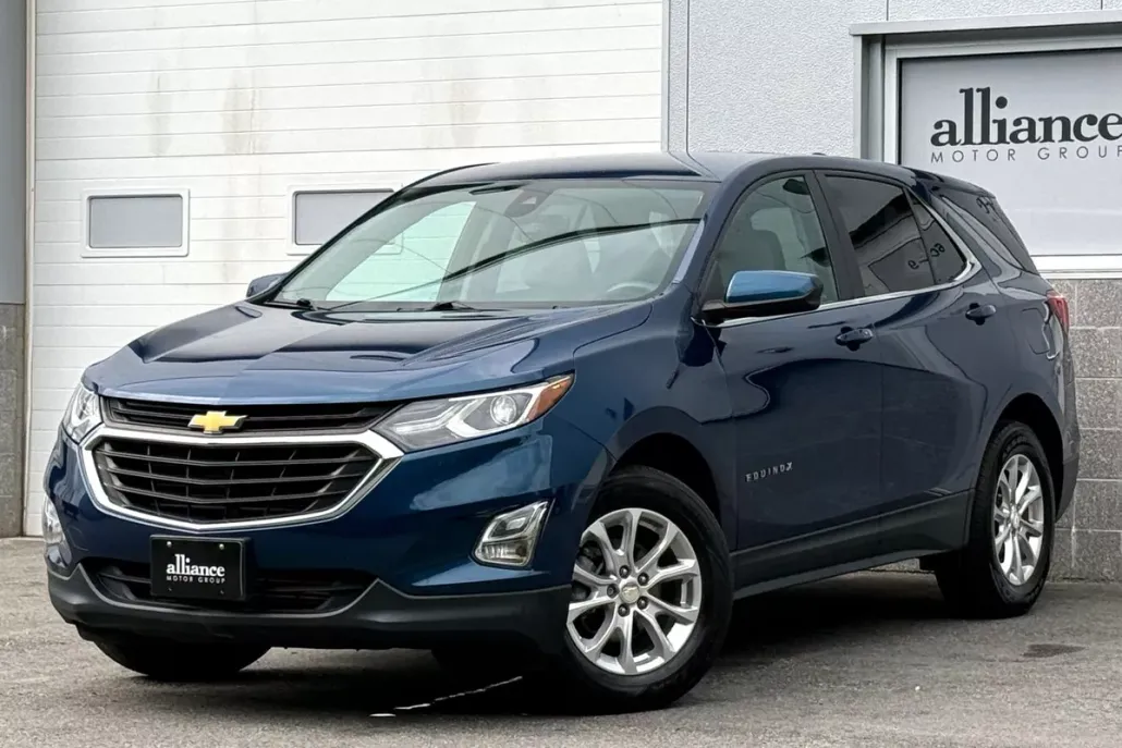 2021 Chevrolet Equinox LT photo 1