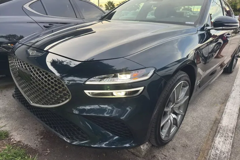 2025 Genesis G70 2.5T photo 1