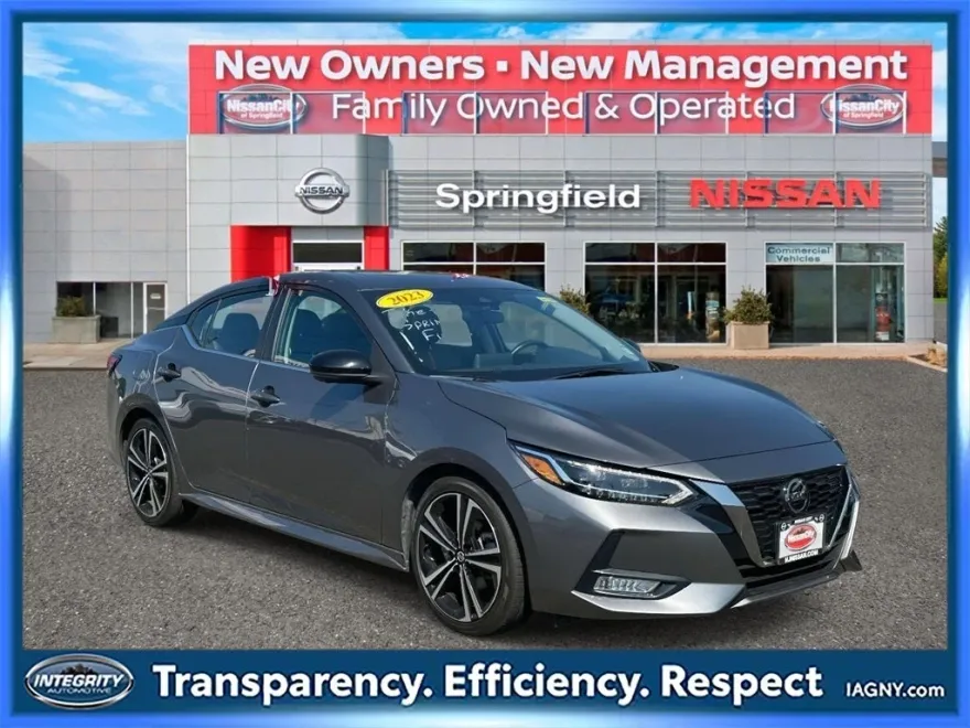 2023 Nissan Sentra SR photo 1