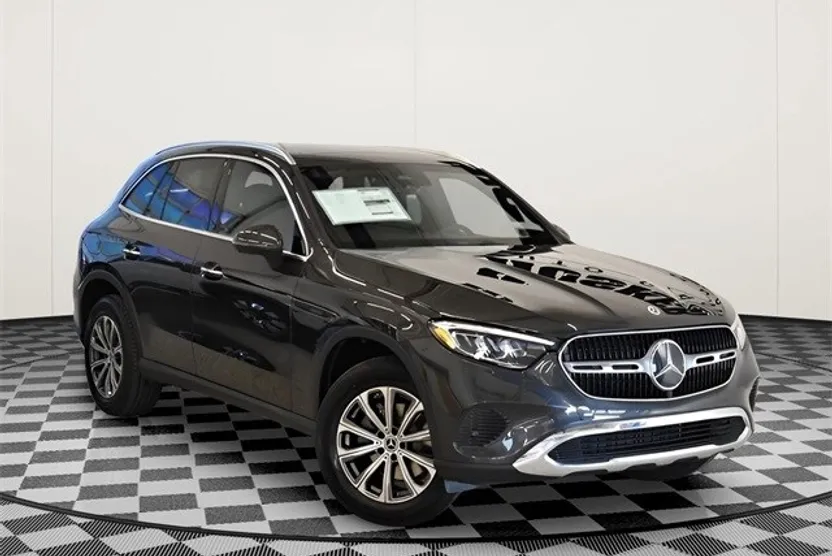 2026 Mercedes Benz GLC 300 4MATIC photo 1