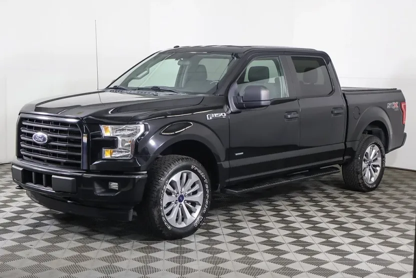 2017 Ford F-150 XL photo 1