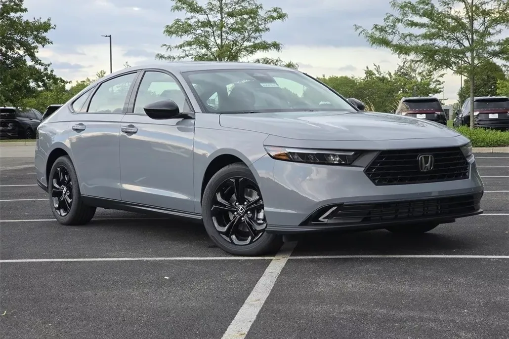 2025 Honda Accord SE photo 1