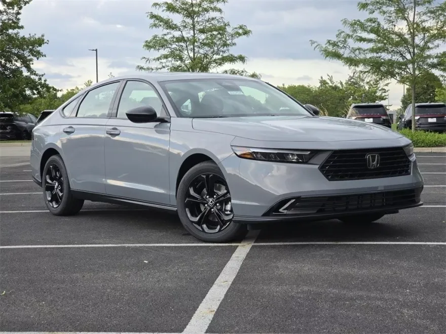 2025 Honda Accord SE photo 1