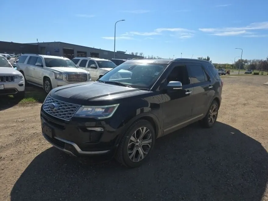 2019 Ford Explorer Platinum photo 1