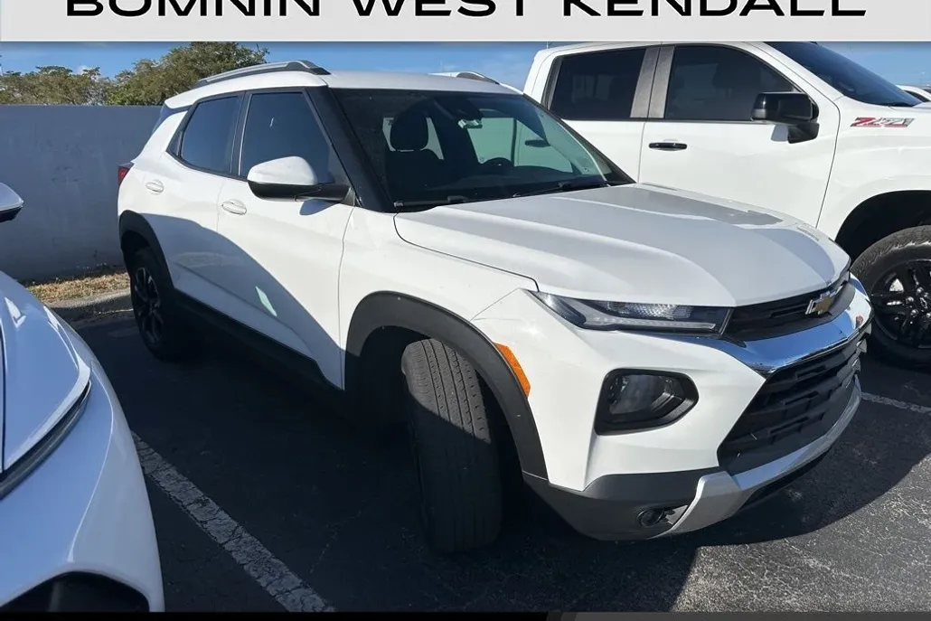 2022 Chevrolet Trailblazer LT photo 1