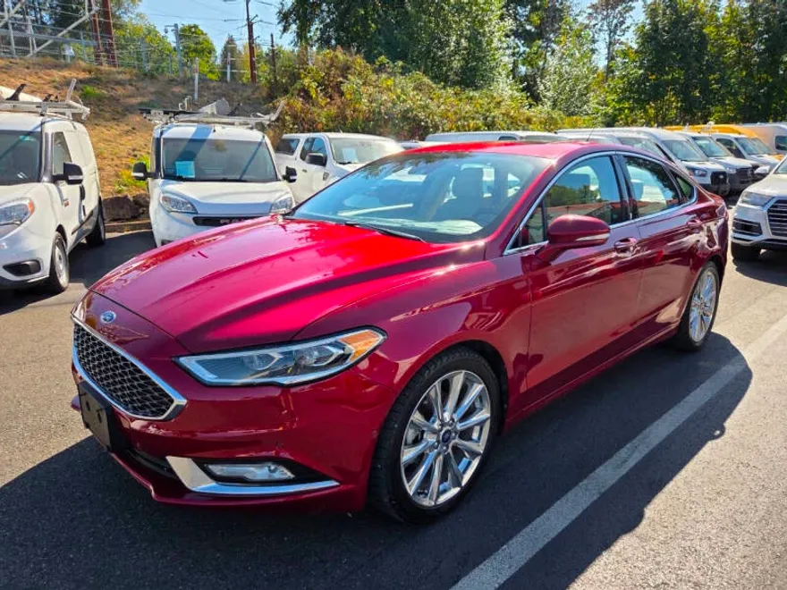 2017 Ford Fusion Platinum photo 1