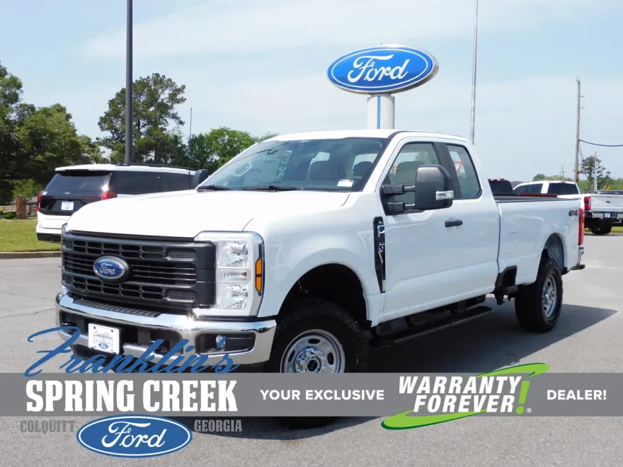2025 Ford F-250 photo 1