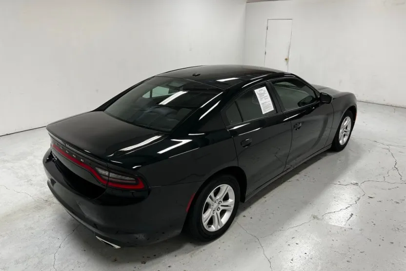 2020 Dodge Charger SXT photo 1