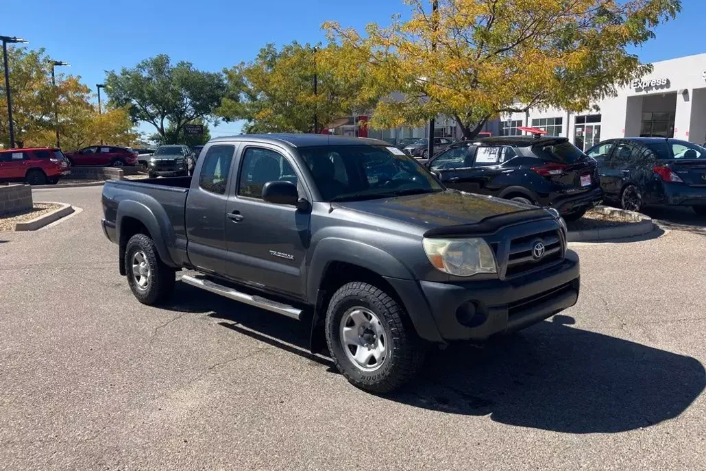2009 Toyota Tacoma Base photo 1