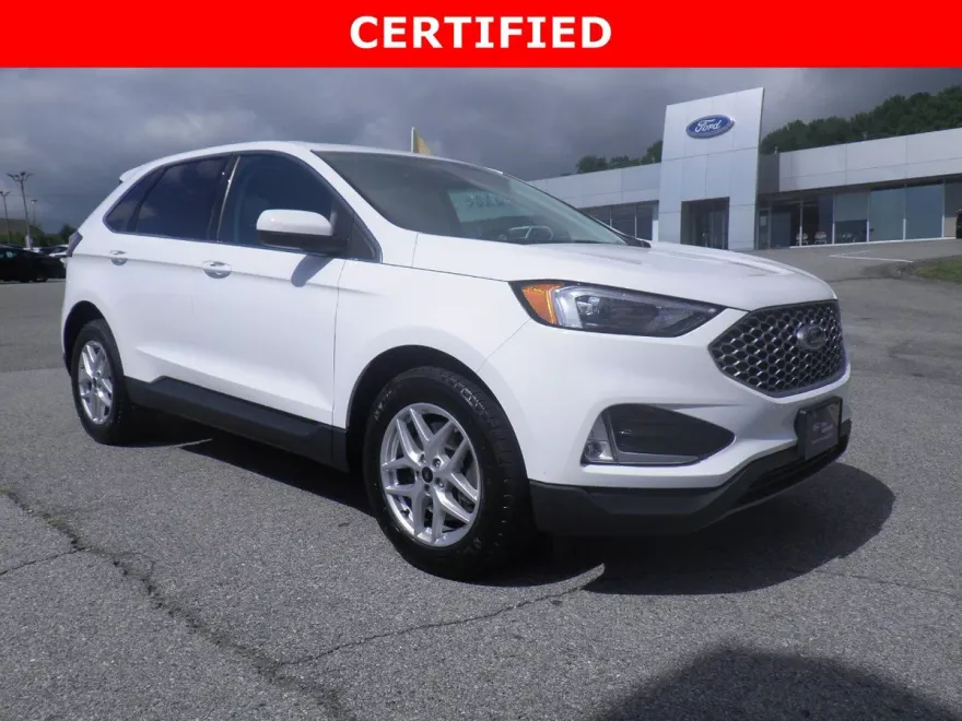 2024 Ford Edge SEL photo 1