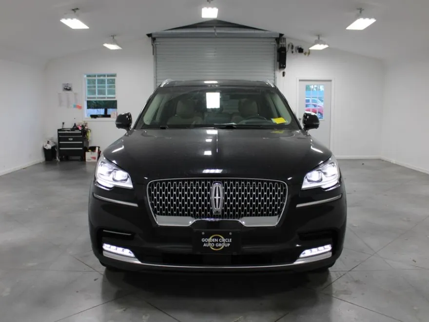2023 Lincoln Aviator Reserve photo 1