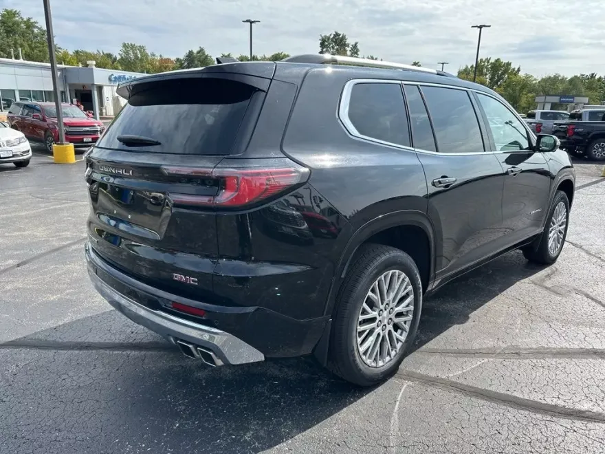 2024 Gmc Acadia Denali photo 1