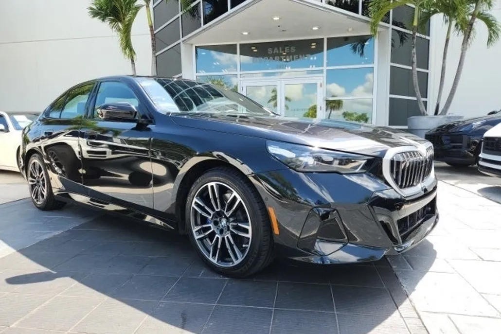 2025 Bmw 530i photo 1