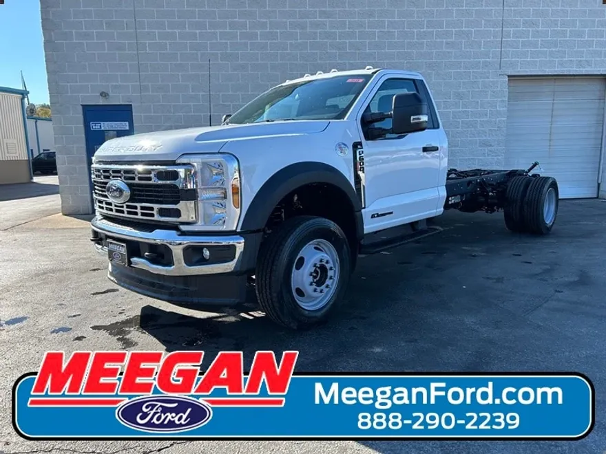 2026 Ford F-600 photo 1