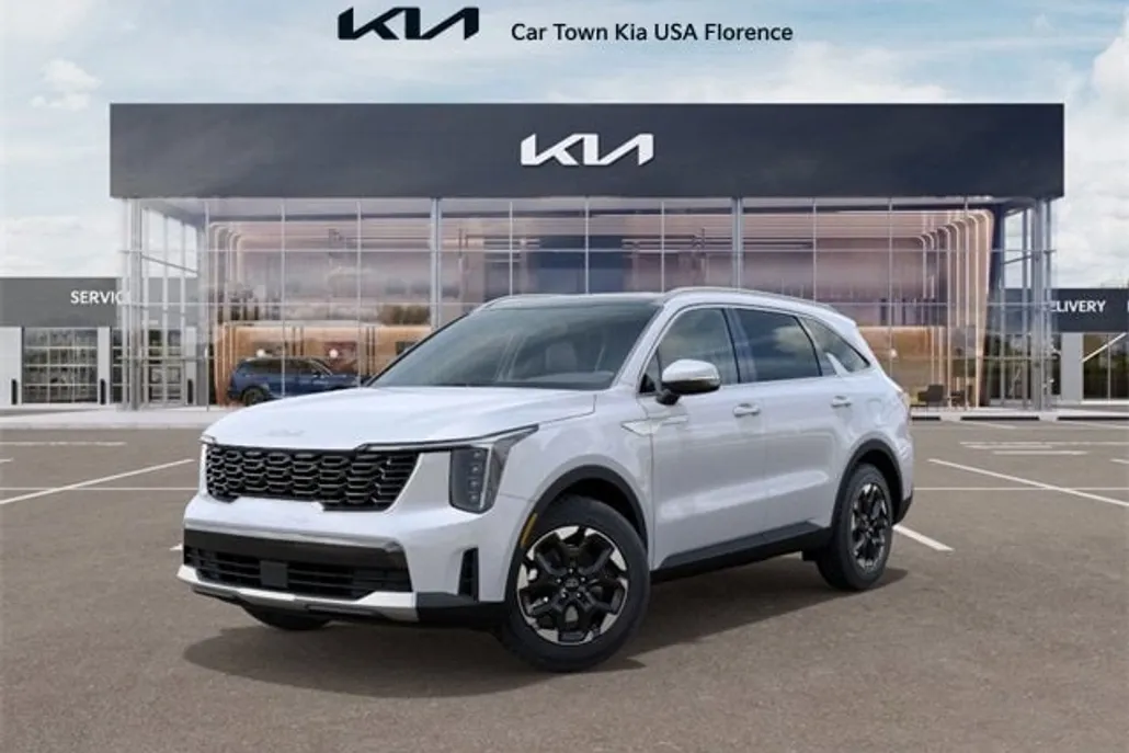 2025 Kia Sorento S photo 1