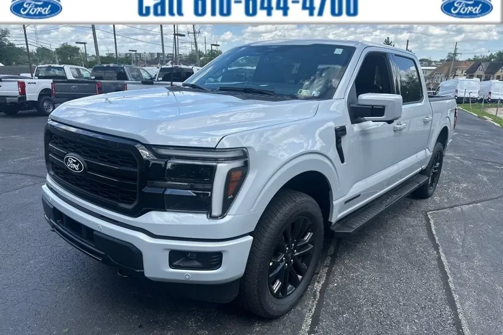 2025 Ford F-150 Lariat photo 1