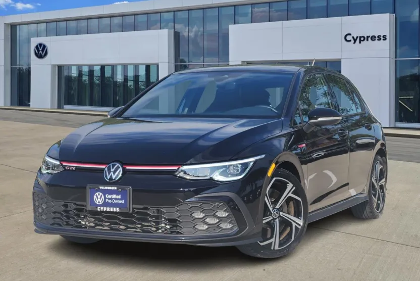 2024 Volkswagen Golf GTI SE photo 1