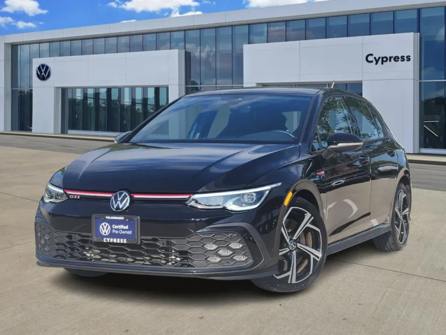 2024 Volkswagen Golf GTI SE photo 1