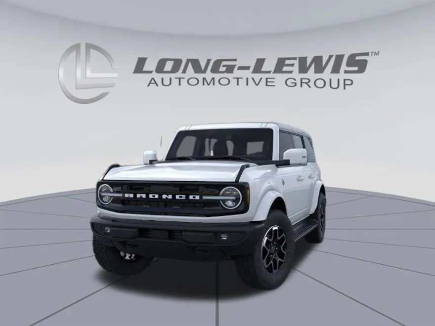 2025 Ford Bronco Outer Banks photo 1