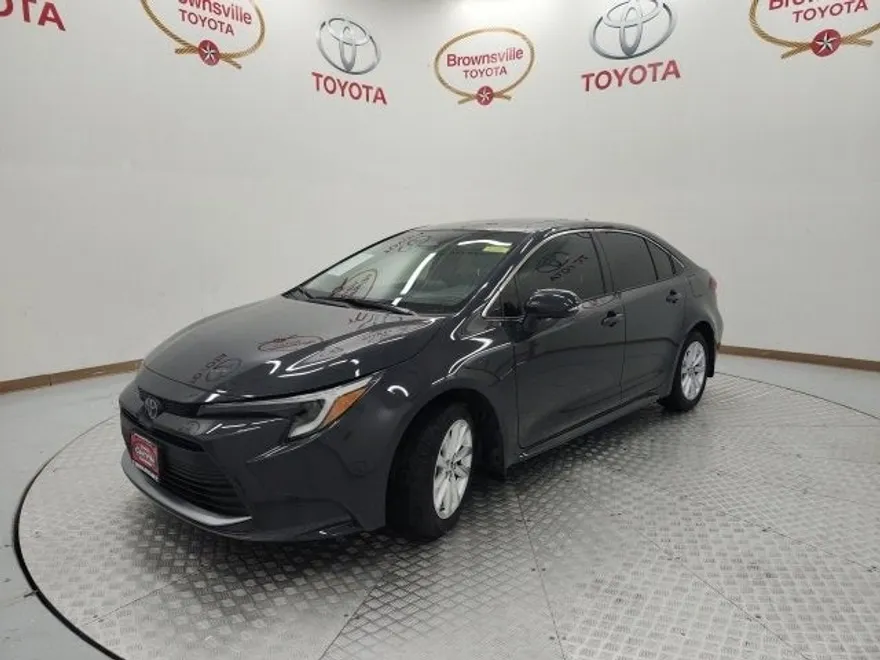 2024 Toyota Corolla XLE photo 1