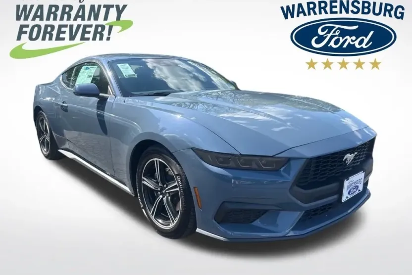 2025 Ford Mustang EcoBoost photo 1