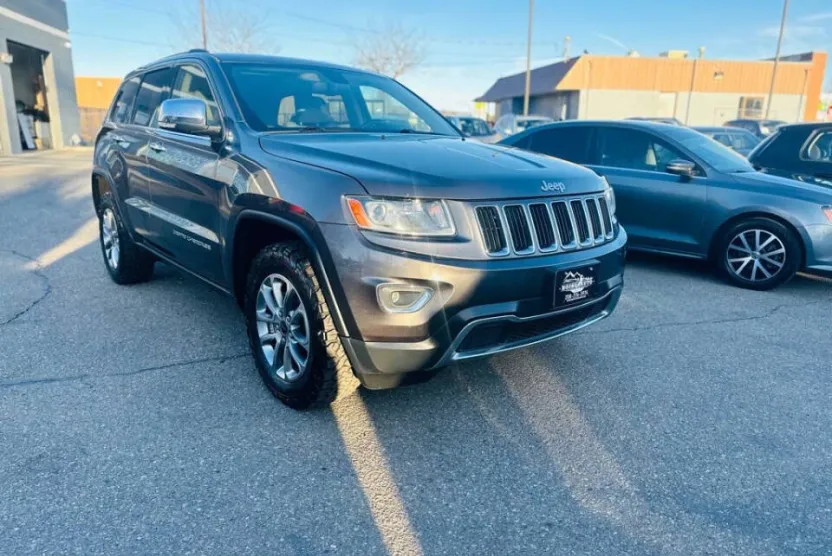 2014 Jeep Grand Cherokee Limited photo 1