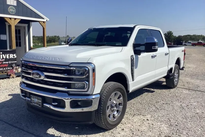 2023 Ford F-250 photo 1