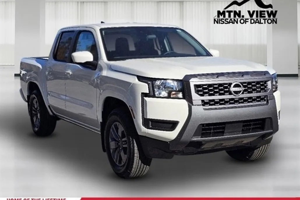 2025 Nissan Frontier SV photo 1