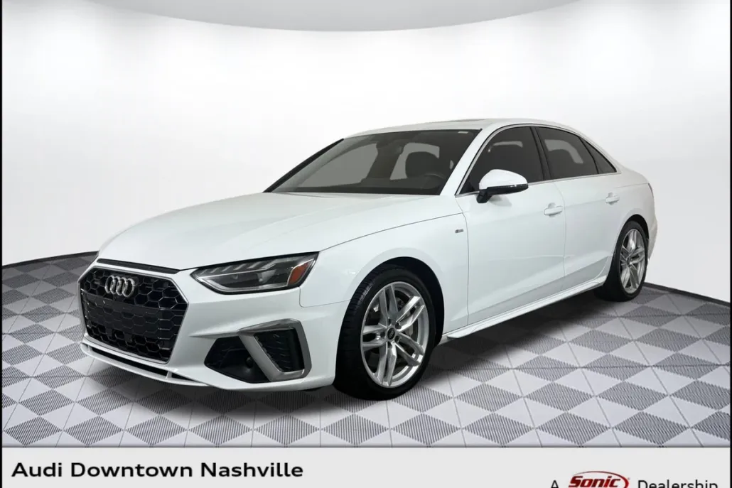 2023 Audi A4 S line Premium Plus 45 TFSI Quattro photo 1