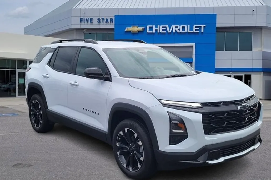 2026 Chevrolet Equinox RS photo 1
