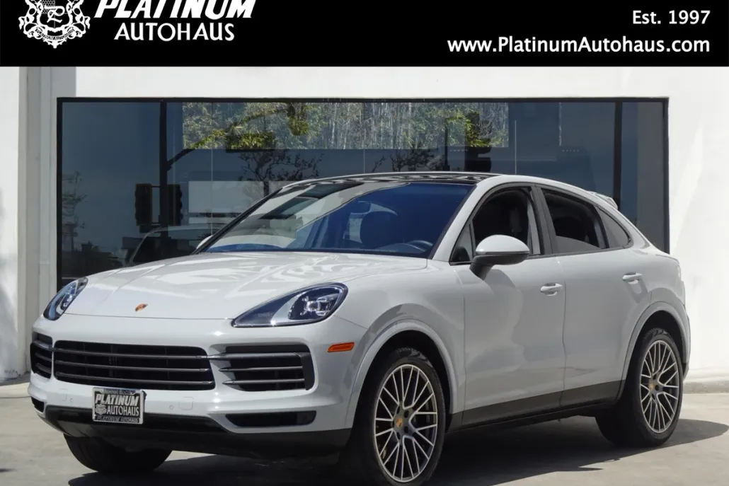 2023 Porsche Cayenne Coupe Platinum Edition photo 1