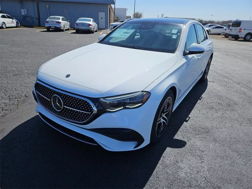 2025 Mercedes Benz E 350 4MATIC photo 1