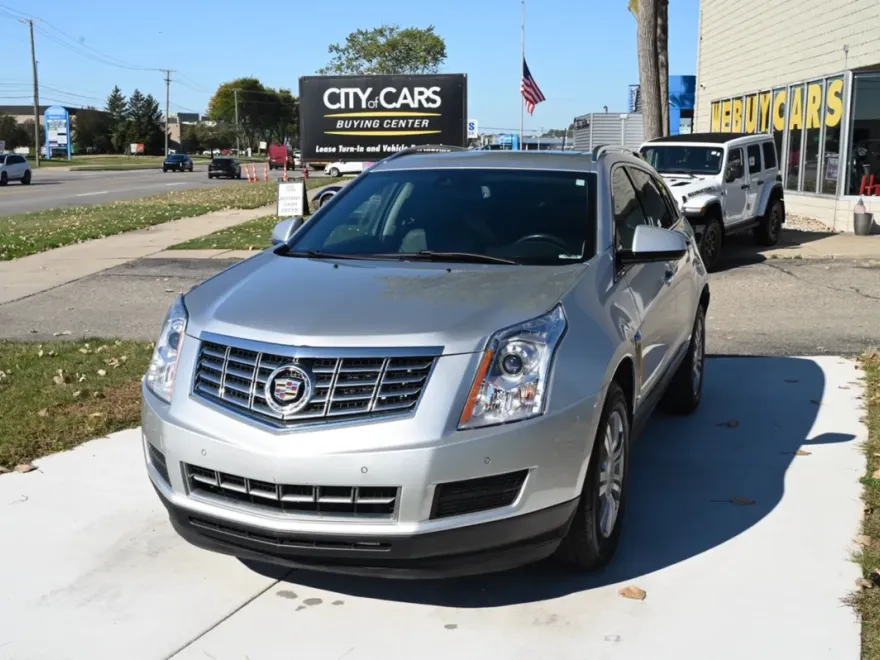 2015 Cadillac SRX Luxury photo 1