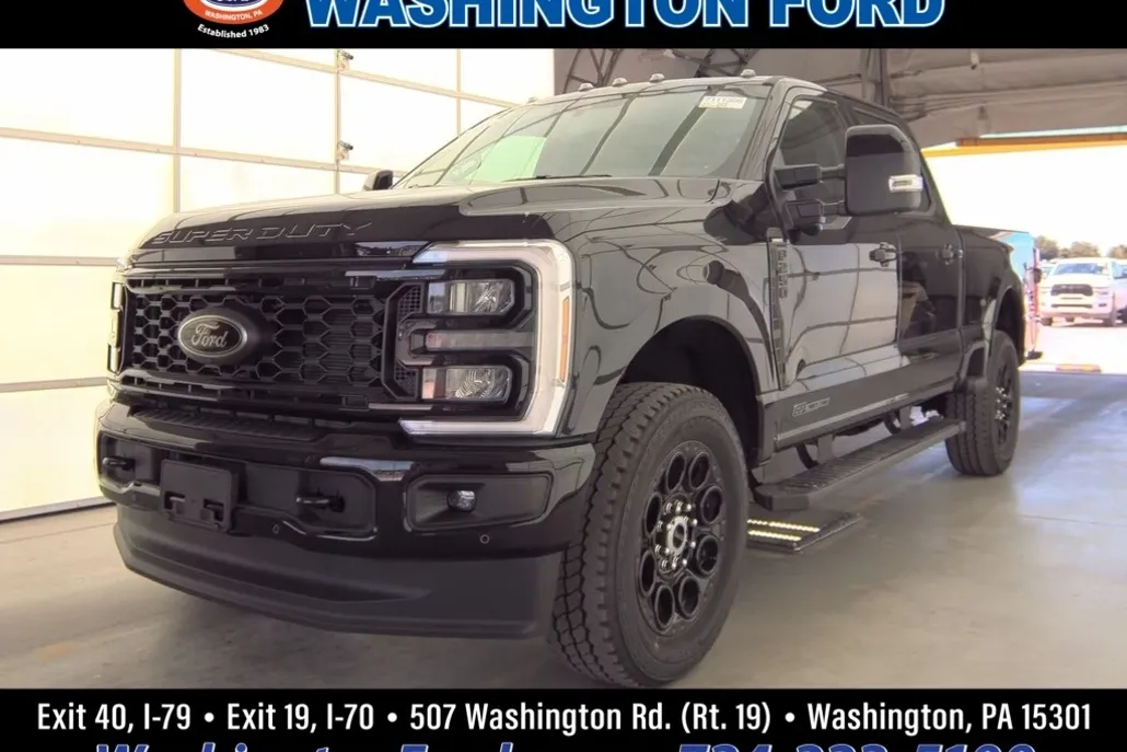 2025 Ford F-250 Lariat photo 1
