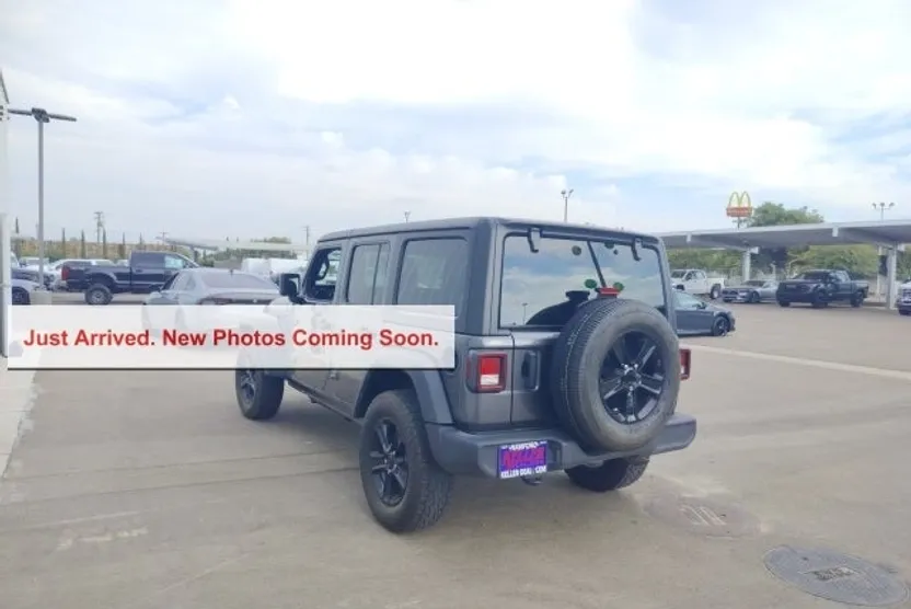 2021 Jeep Wrangler Unlimited Sport Altitude photo 1